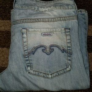 Silver Jean 30x35